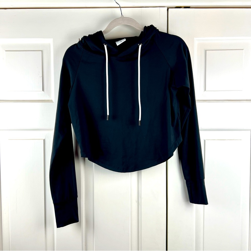 Constantly Varied Gear black cropped hoodie size small